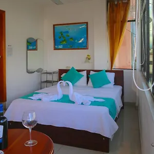  Hostel Sir Francis Drake Ecuador