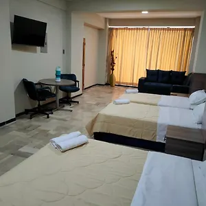  Hotel Oceanik & Ecuador