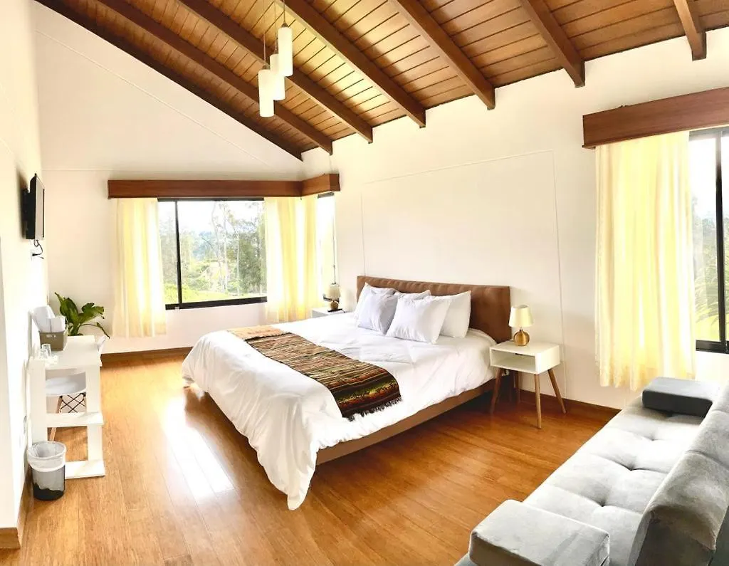 Quito Airport Suites Hotel Tababela