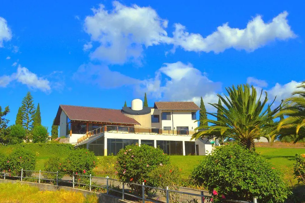 Quito Airport Suites Hotel location