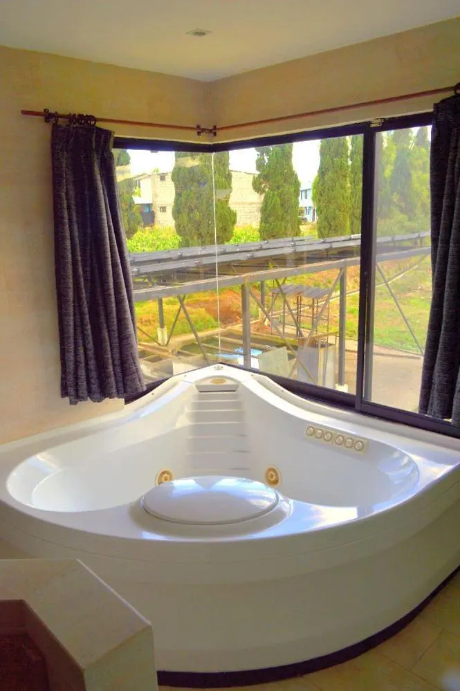 Quito Airport Suites Hotel Tababela
